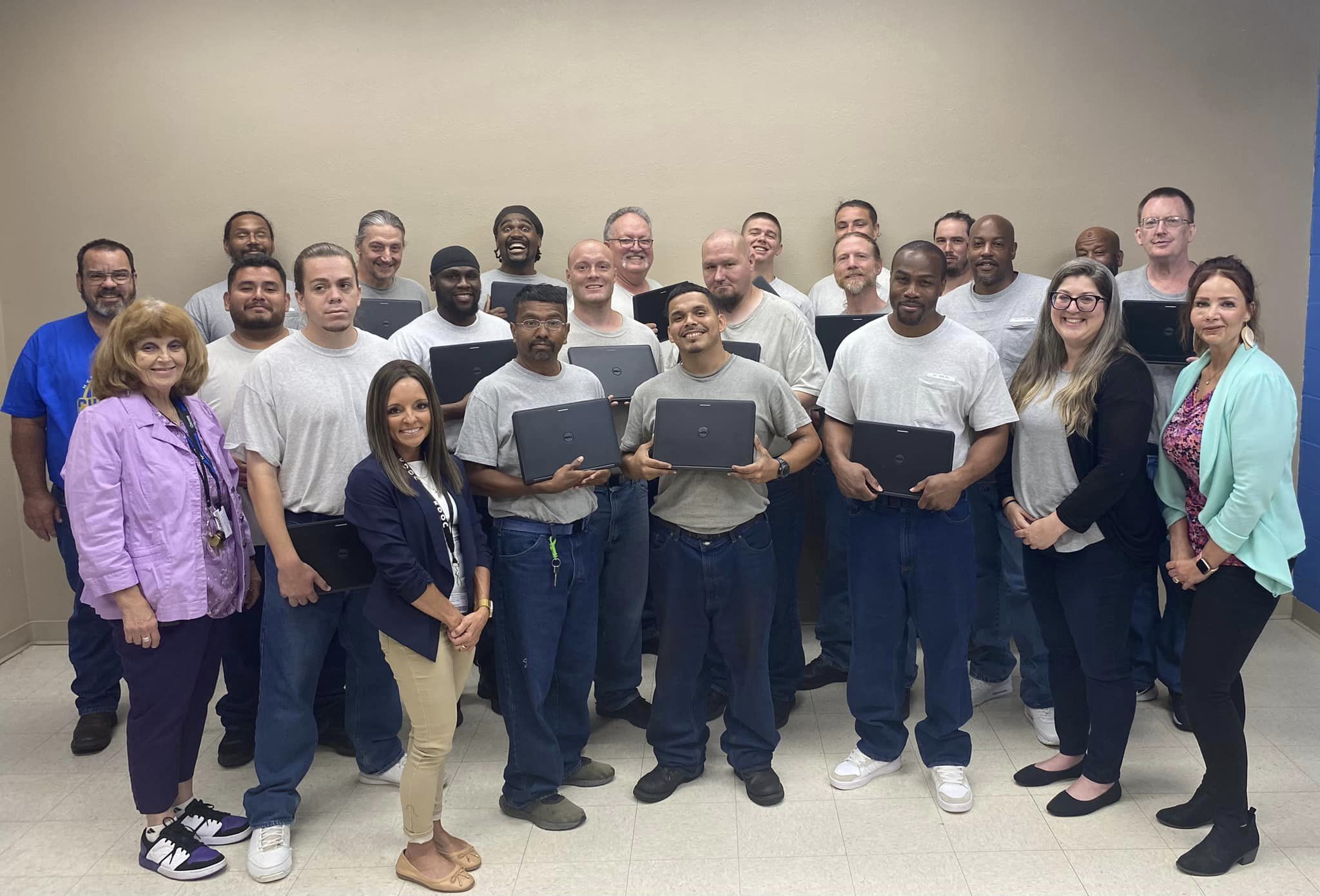 Laptop Computers Issued to Barton Community College Students at Ellsworth Correctional Facility